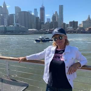 Meet your Posher, Alina